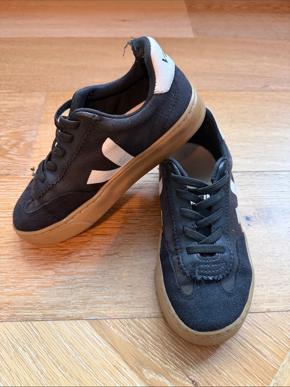 Veja Kids Black Sneakers with White V and Gum Sole